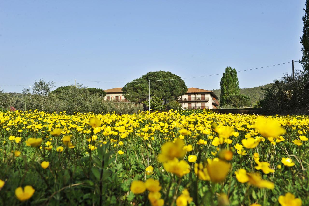 Hotel Torricella Magione Exterior photo