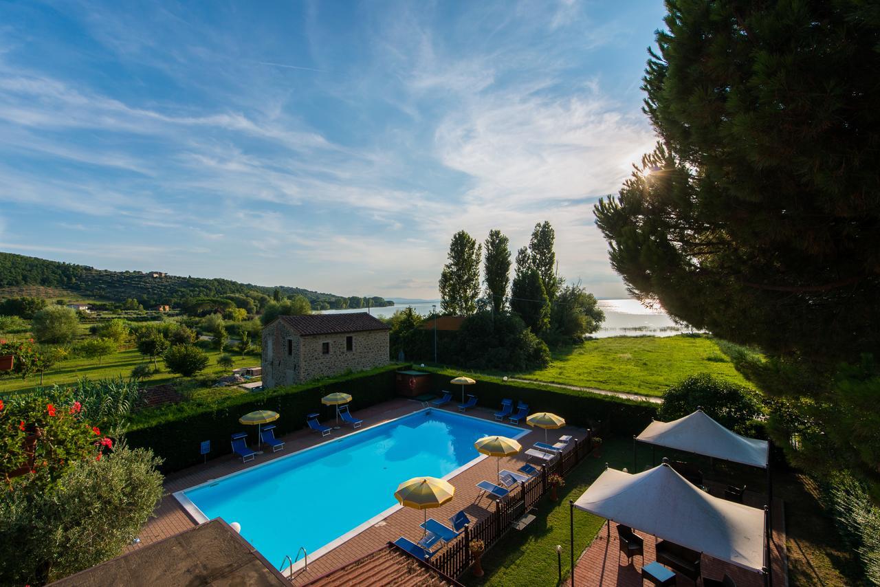 Hotel Torricella Magione Exterior photo